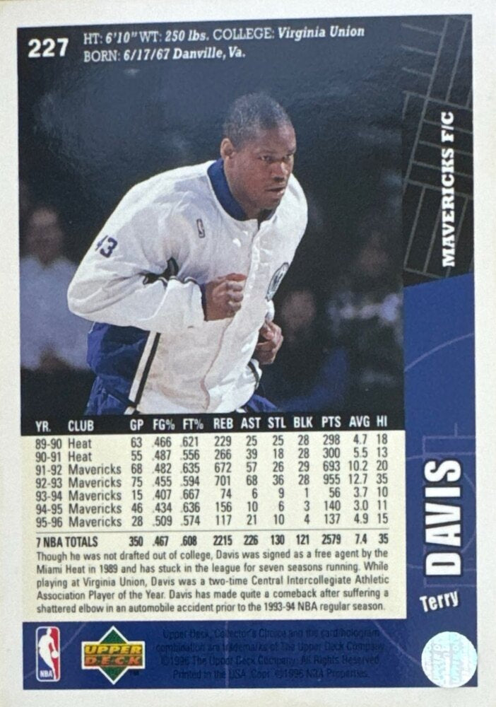 1996 Upper Deck Collectors Choice Terry Davis Basketball Card #227