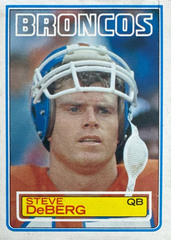 1983 Topps Steve DeBerg Football Card #261