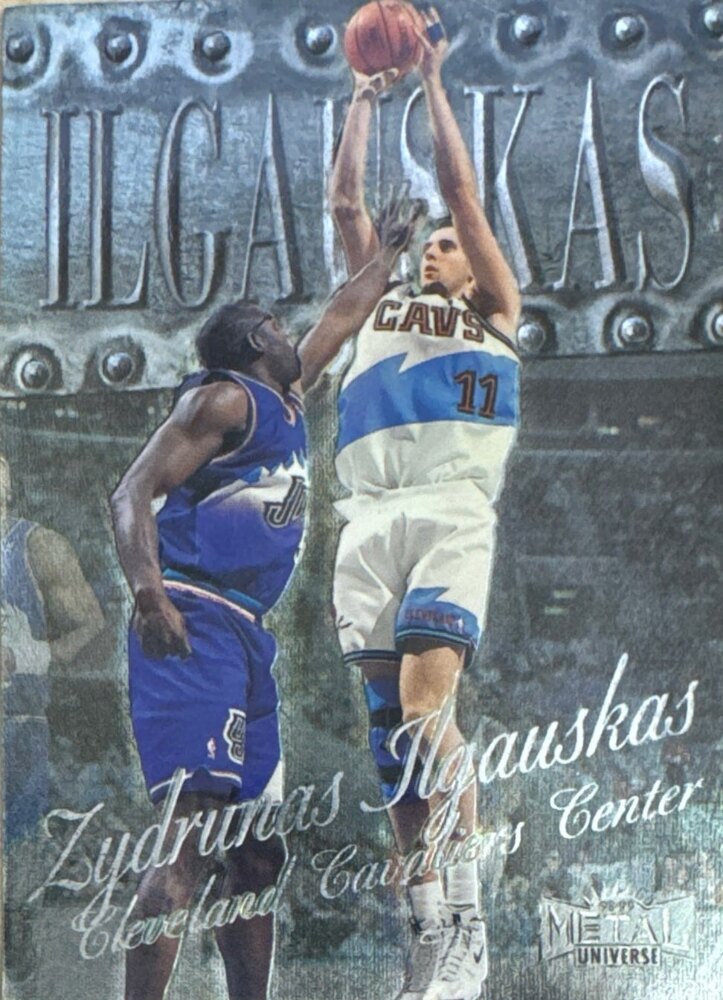 1998 Skybox Zydrunas Ilgauskas Basketball Card #11