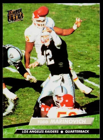 1992 Fleer Todd Marinovich Football Card #196