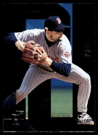 1996 Donruss Chuck Knoblauch Baseball Card #25